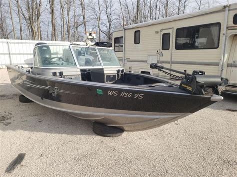 The <b>Lund</b> 1870 Predator SS (side console) river <b>boat</b> is a tough and easy-to-use jon <b>boat</b>. . Craigslist lund boats for sale near maryland